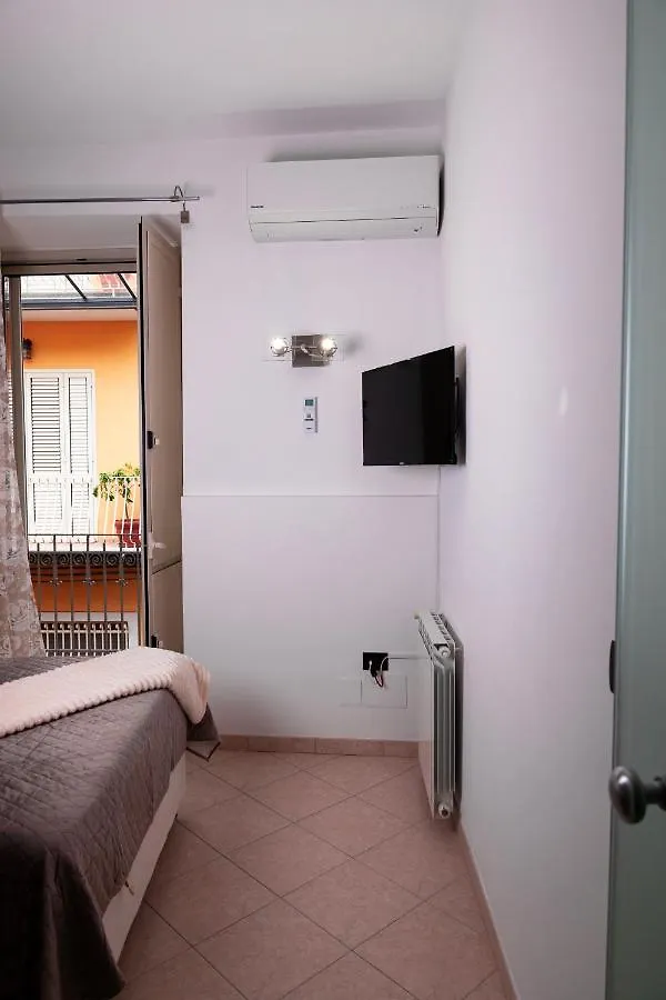 Amuni Taormina Apartment 0*,